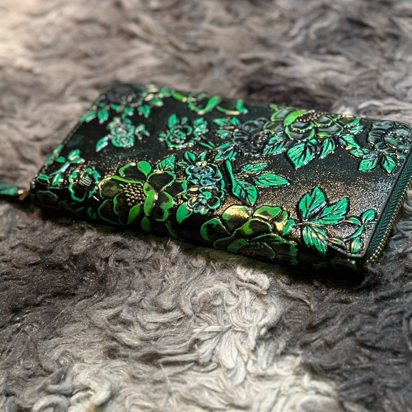 Wallet - Picture 2 of 4